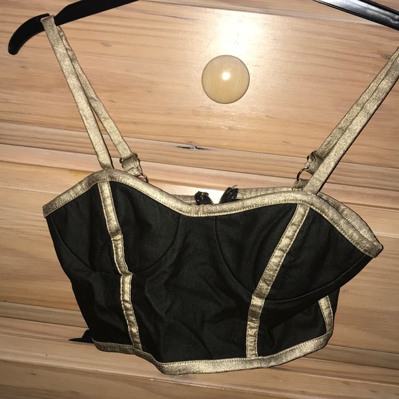 green bra croptop - Picture 1 of 1